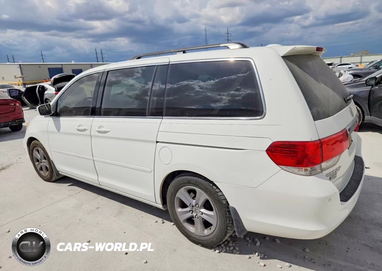 2010 Honda Odyssey Touring VIN:5FNRL3H92AB055183 - 2