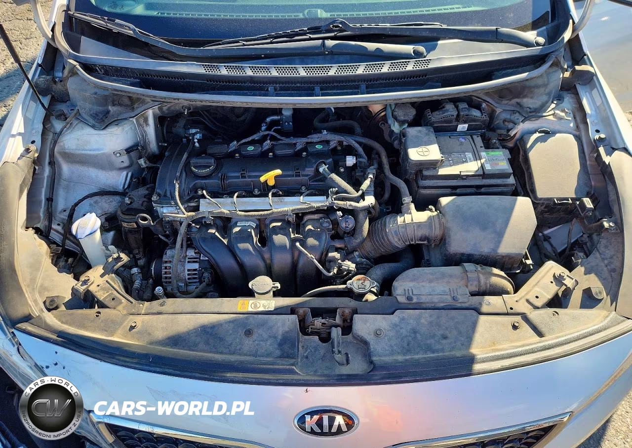 2018 Kia Forte Lx VIN:3KPFK4A76JE168970 - 11
