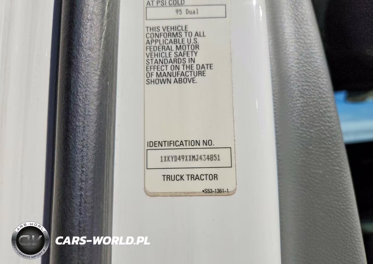 2021 Kenworth T680 Semi Truck VIN:1XKYD49XXMJ434851 - 12