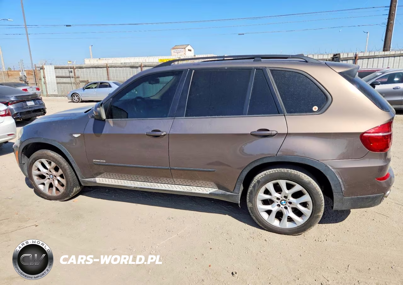 2011 BMW X5 xDrive35I VIN:5UXZV4C55BL400563 - 2