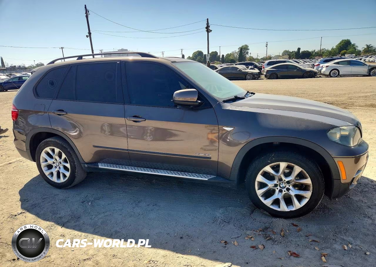 2011 BMW X5 xDrive35I VIN:5UXZV4C55BL400563 - 4