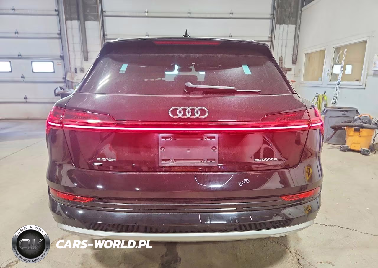 2022 Audi E-Tron Premium VIN:WA1AAAGE3NB005613 - 6