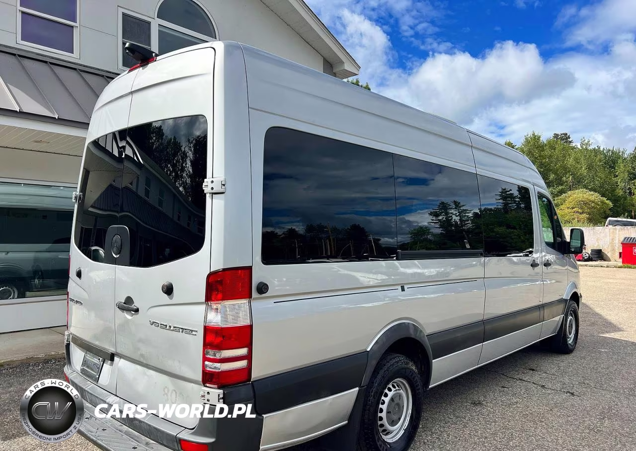 2016 Mercedes-Benz Sprinter 2500 VIN:WDZPE8CD0GP204151 - 4