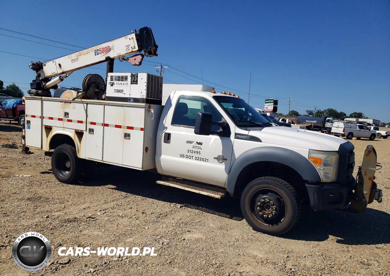 2012 Ford F550 Super Duty VIN:1FDUF5HT1CEC90568 - 4