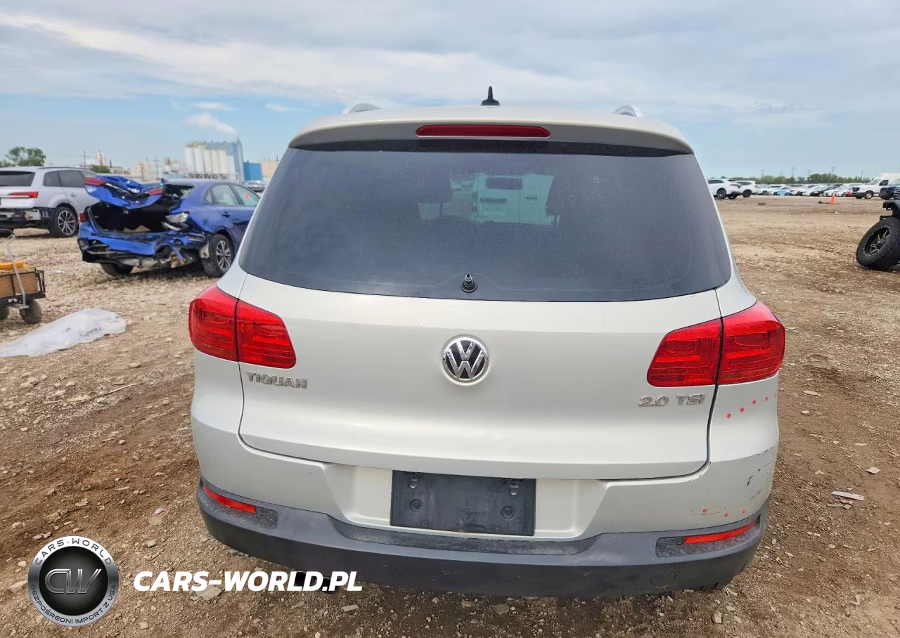 2012 Volkswagen Tiguan S VIN:WVGAV7AX4CW511217 - 6