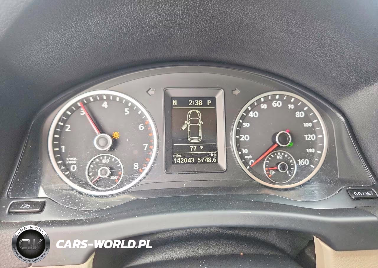 2012 Volkswagen Tiguan S VIN:WVGAV7AX4CW511217 - 9