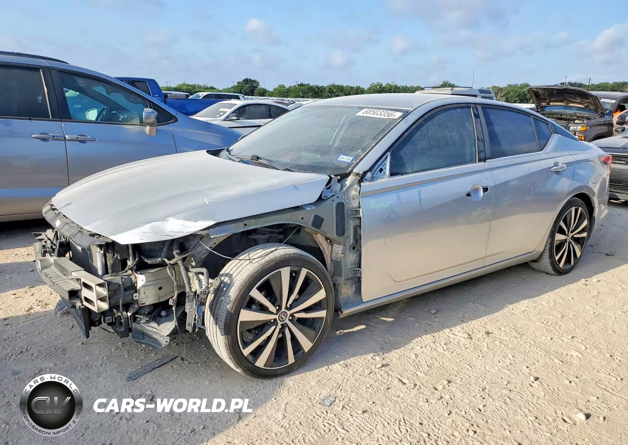 2019 Nissan Altima Sr