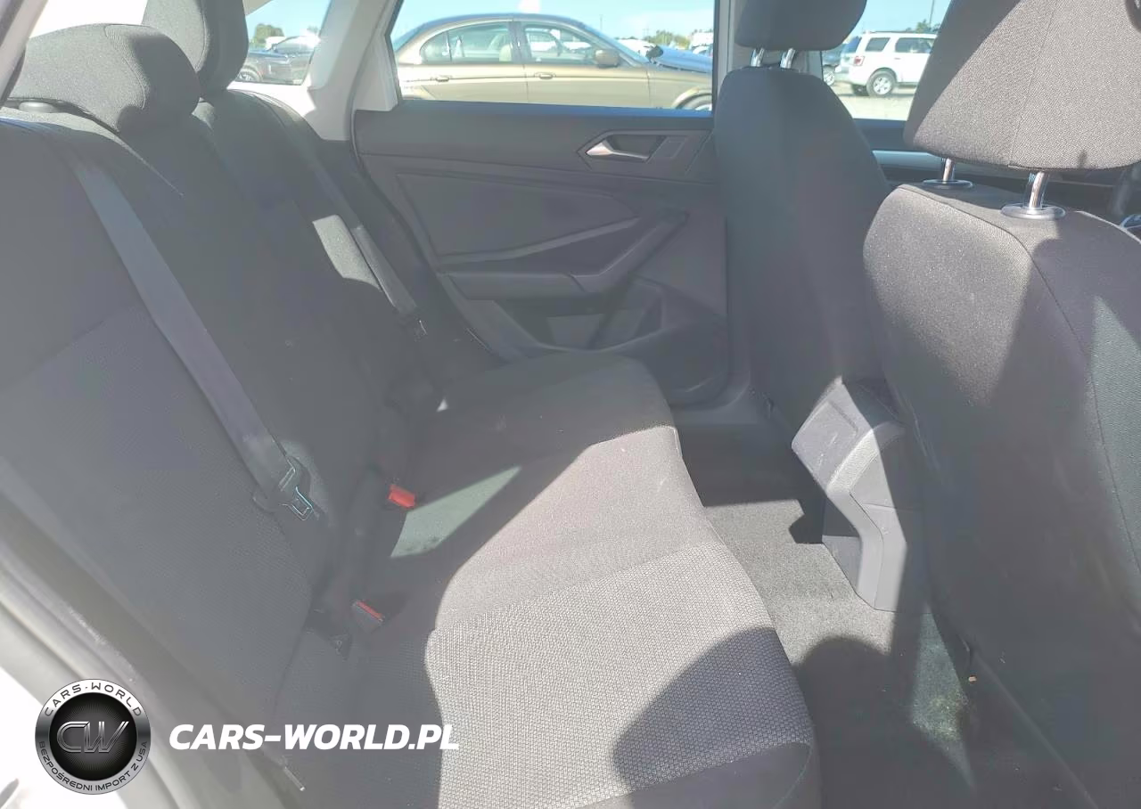 2019 Volkswagen Jetta S VIN:3VWC57BU2KM026085 - 10