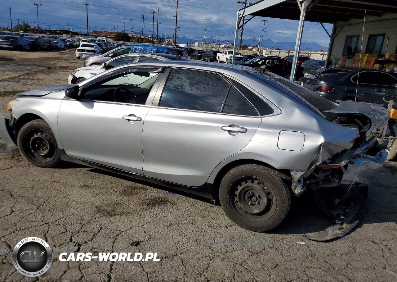 2017 Toyota Camry Le VIN:4T1BF1FKXHU666546 - 2