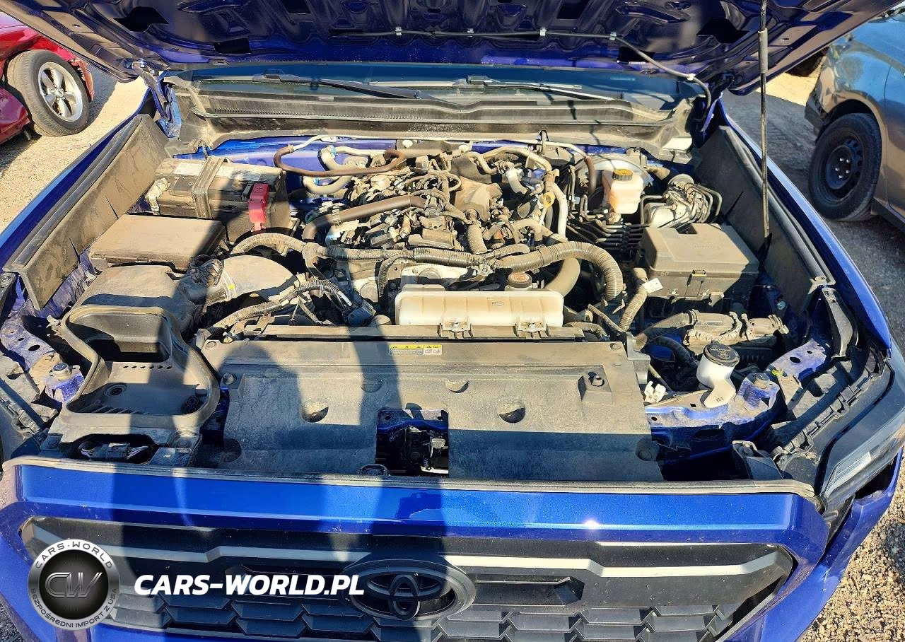 2024 Toyota Tacoma Trd Off-Road VIN:3TMLB5JN5RM066987 - 11