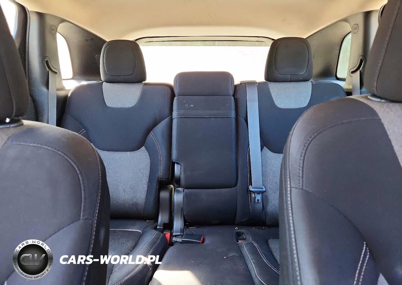 2014 Jeep Cherokee Sport VIN:1C4PJLAB2EW163847 - 10