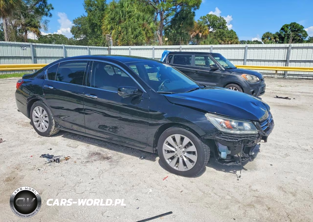 2015 Honda Accord Exl VIN:1HGCR3F84FA015820 - 4