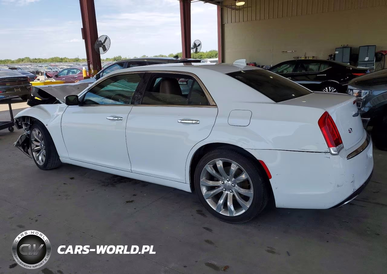 2019 Chrysler 300 Limited VIN:2C3CCAEG6KH592748 - 2