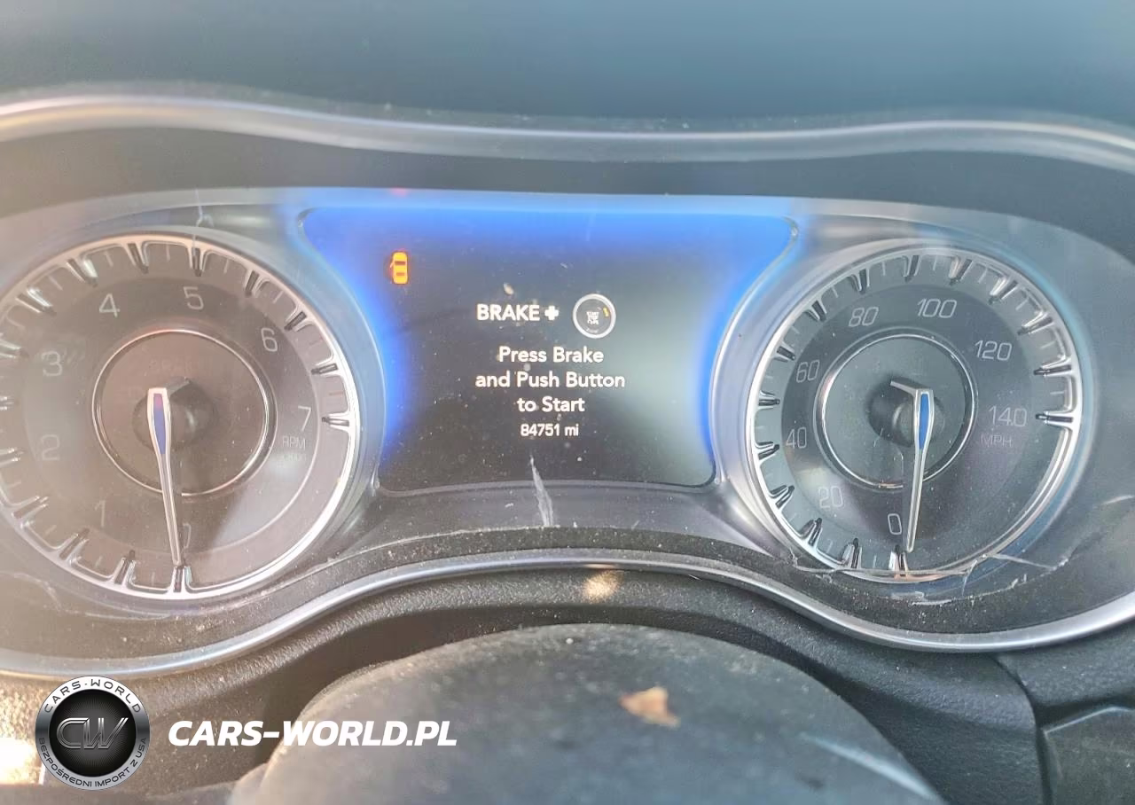 2019 Chrysler 300 Limited VIN:2C3CCAEG6KH592748 - 9