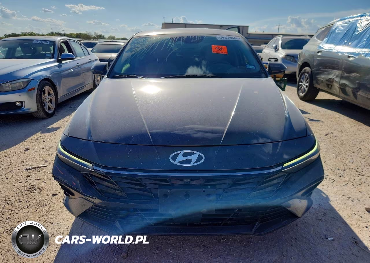 2024 Hyundai Elantra Limited VIN:KMHLP4DG8RU700826 - 5