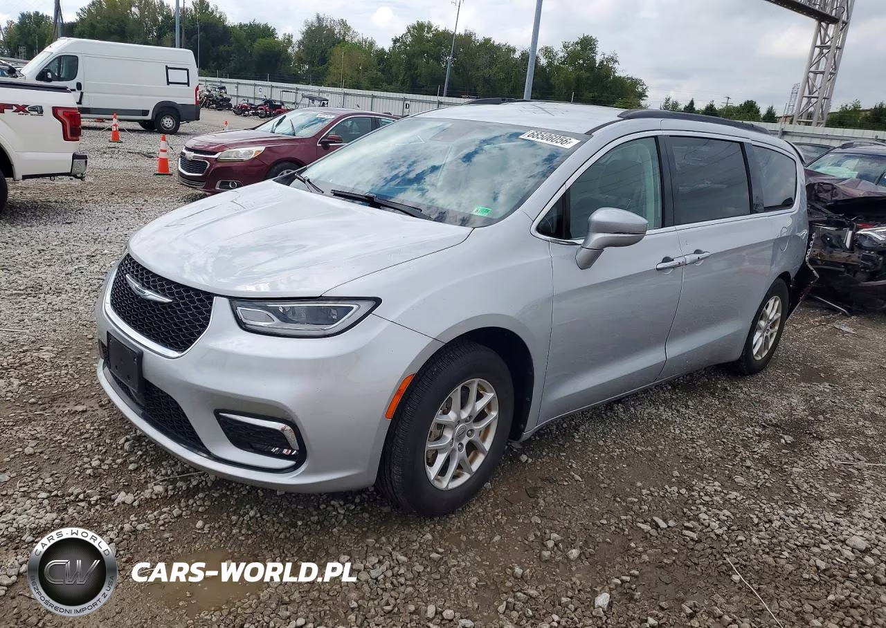 2022 Chrysler Pacifica Touring L VIN:2C4RC1BG4NR129581 - 1