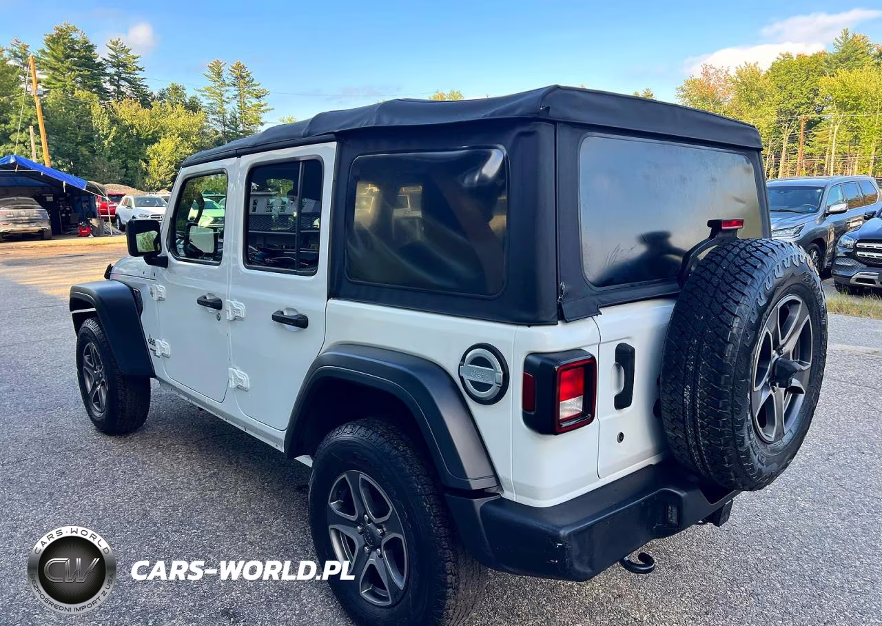 2018 Jeep Wrangler Unlimited Sport S 4X4 VIN:1C4HJXDG6JW168157 - 3