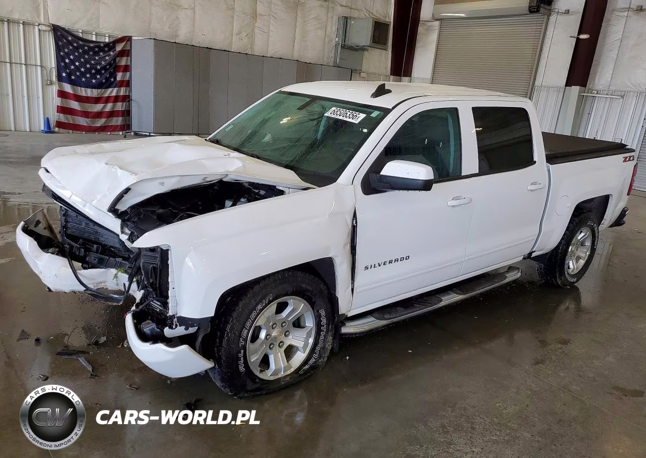 2018 Chevrolet Silverado K1500 Lt VIN:3GCUKREC3JG382153 - 1