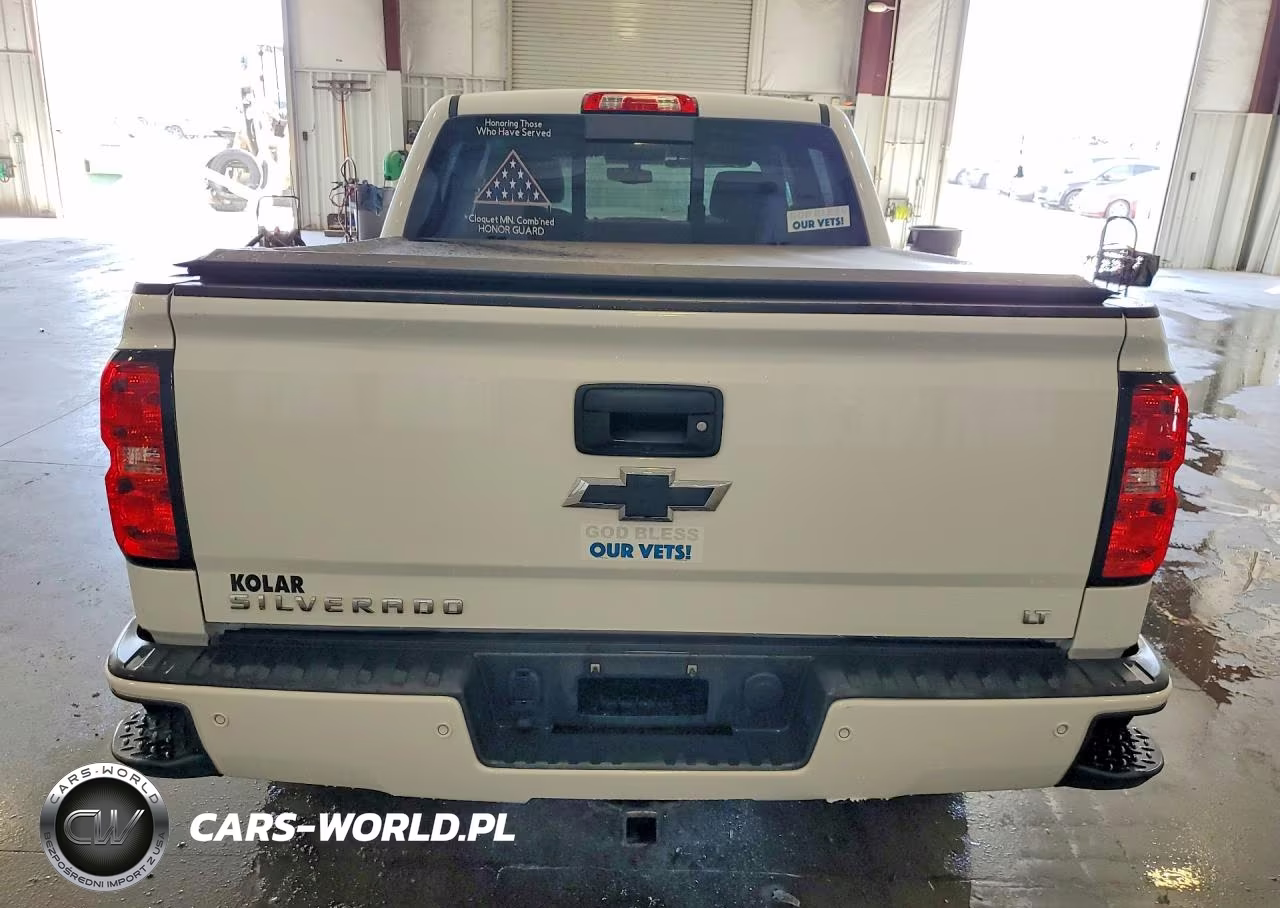 2018 Chevrolet Silverado K1500 Lt VIN:3GCUKREC3JG382153 - 6