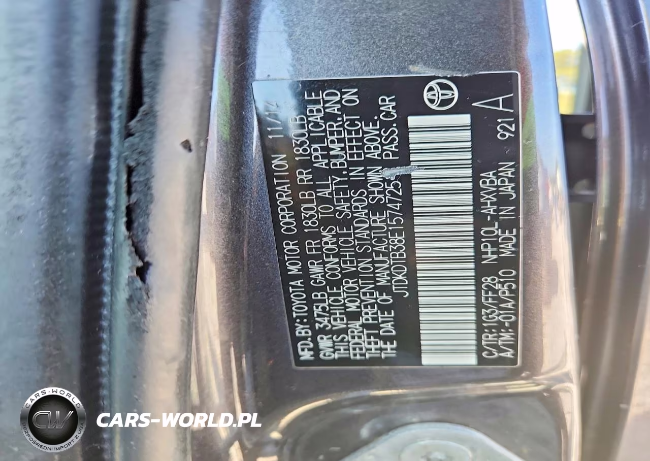 2014 Toyota Prius C Two VIN:JTDKDTB38E1574725 - 12