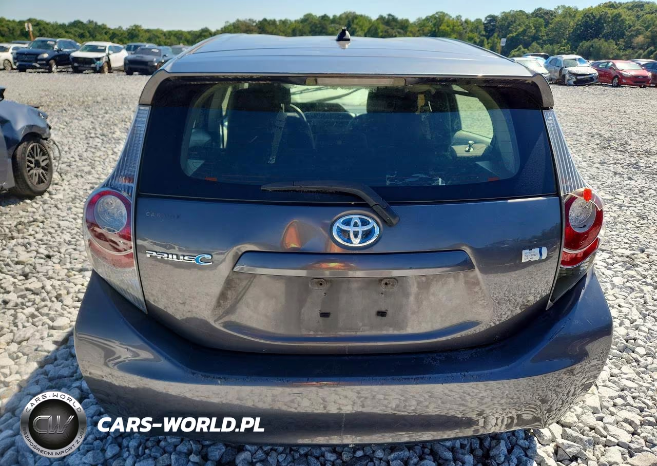 2014 Toyota Prius C Two VIN:JTDKDTB38E1574725 - 6