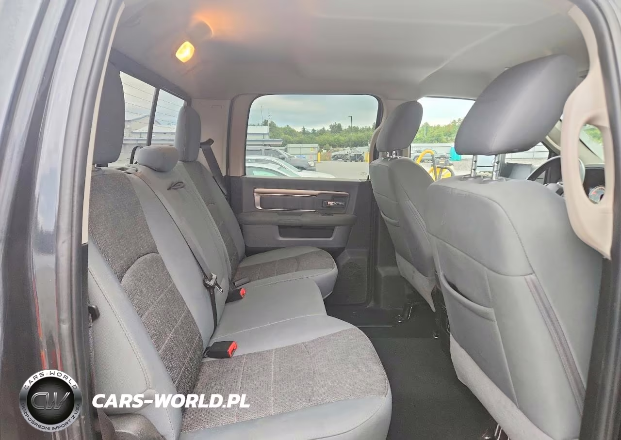 2018 Ram 2500 Slt VIN:3C6UR5DJ9JG212150 - 10