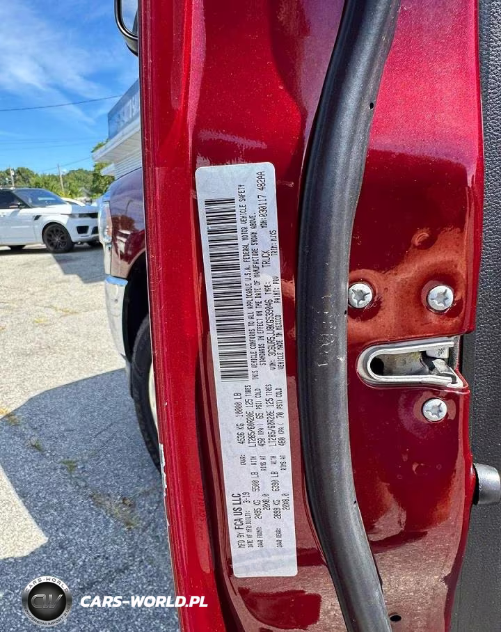 2019 Ram 2500 Big Horn VIN:3C6UR5JJ8KG539046 - 10