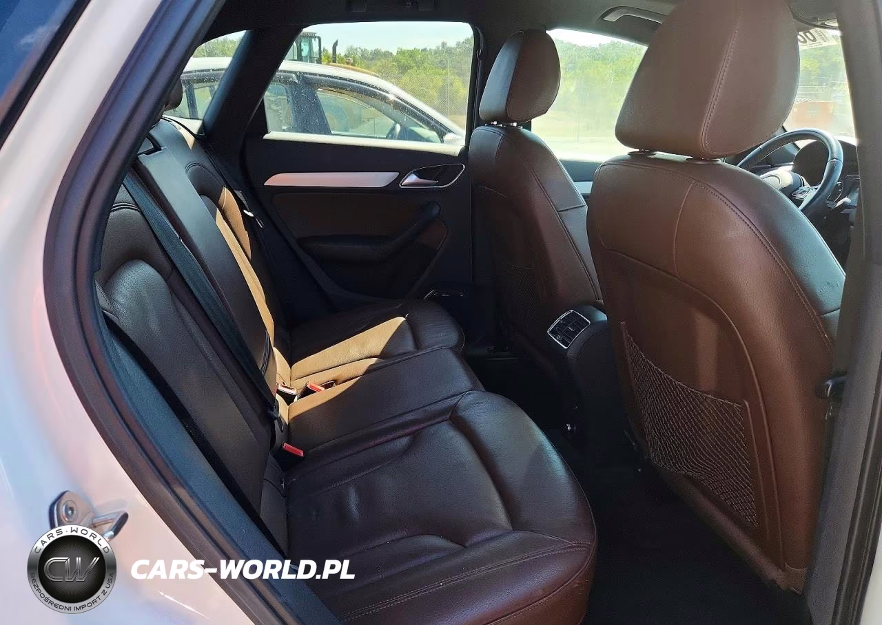 2018 Audi Q3 Premium Plus VIN:WA1JCCFS1JR030315 - 11