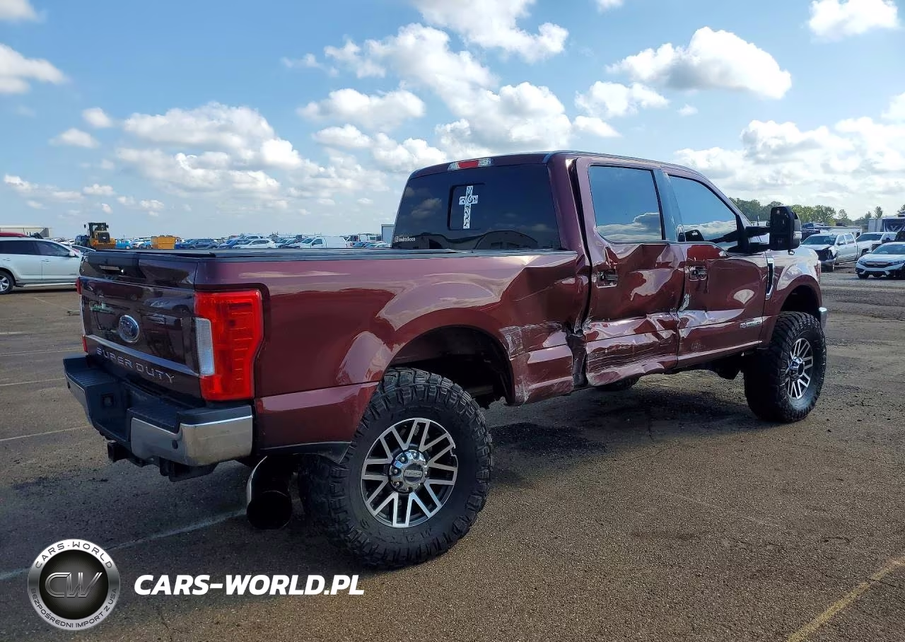 2017 Ford F250 Super Duty VIN:1FT7W2BT3HEB74031 - 3