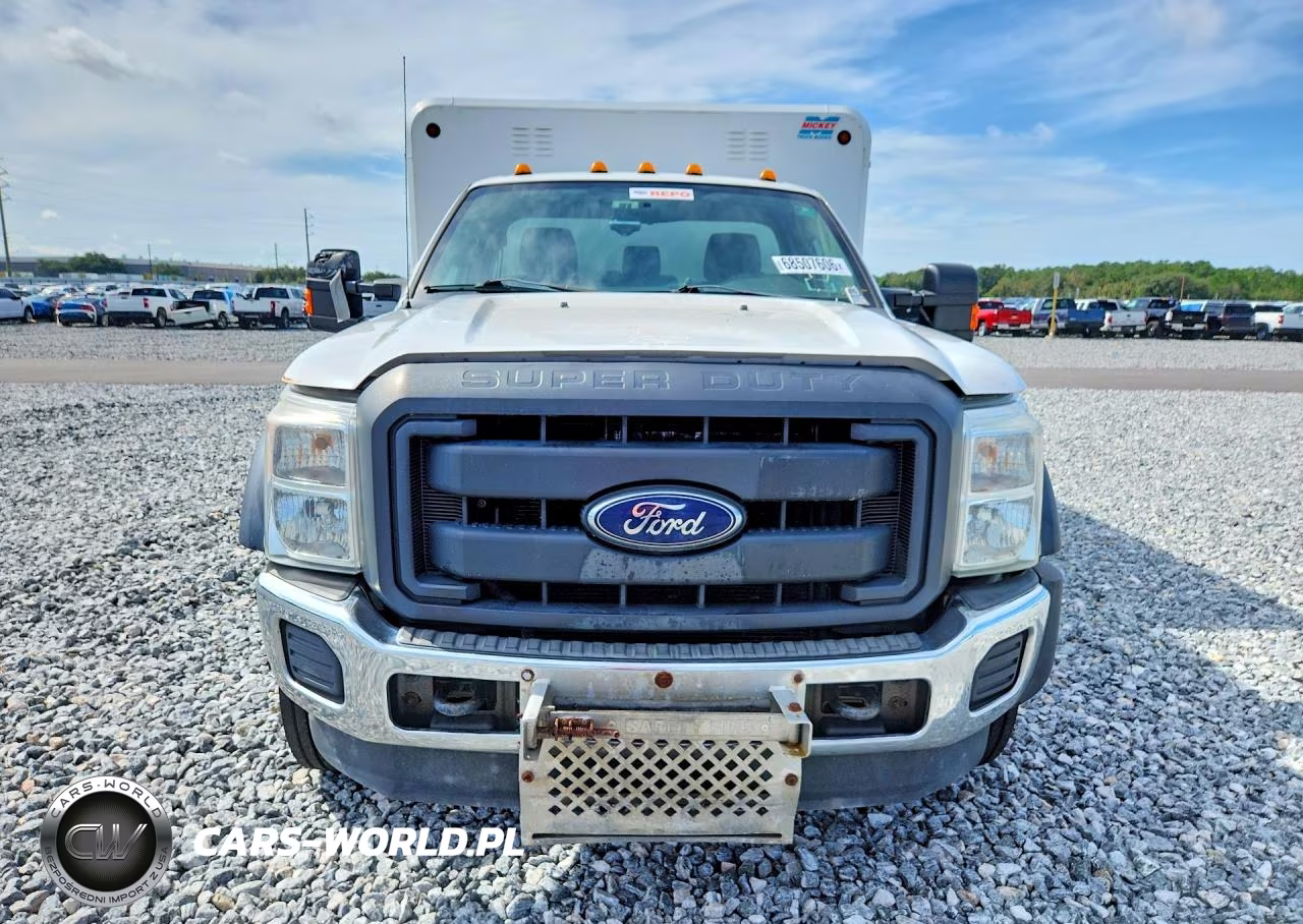 2016 Ford F550 Super Duty VIN:1FDUF5GY2GEA24737 - 5