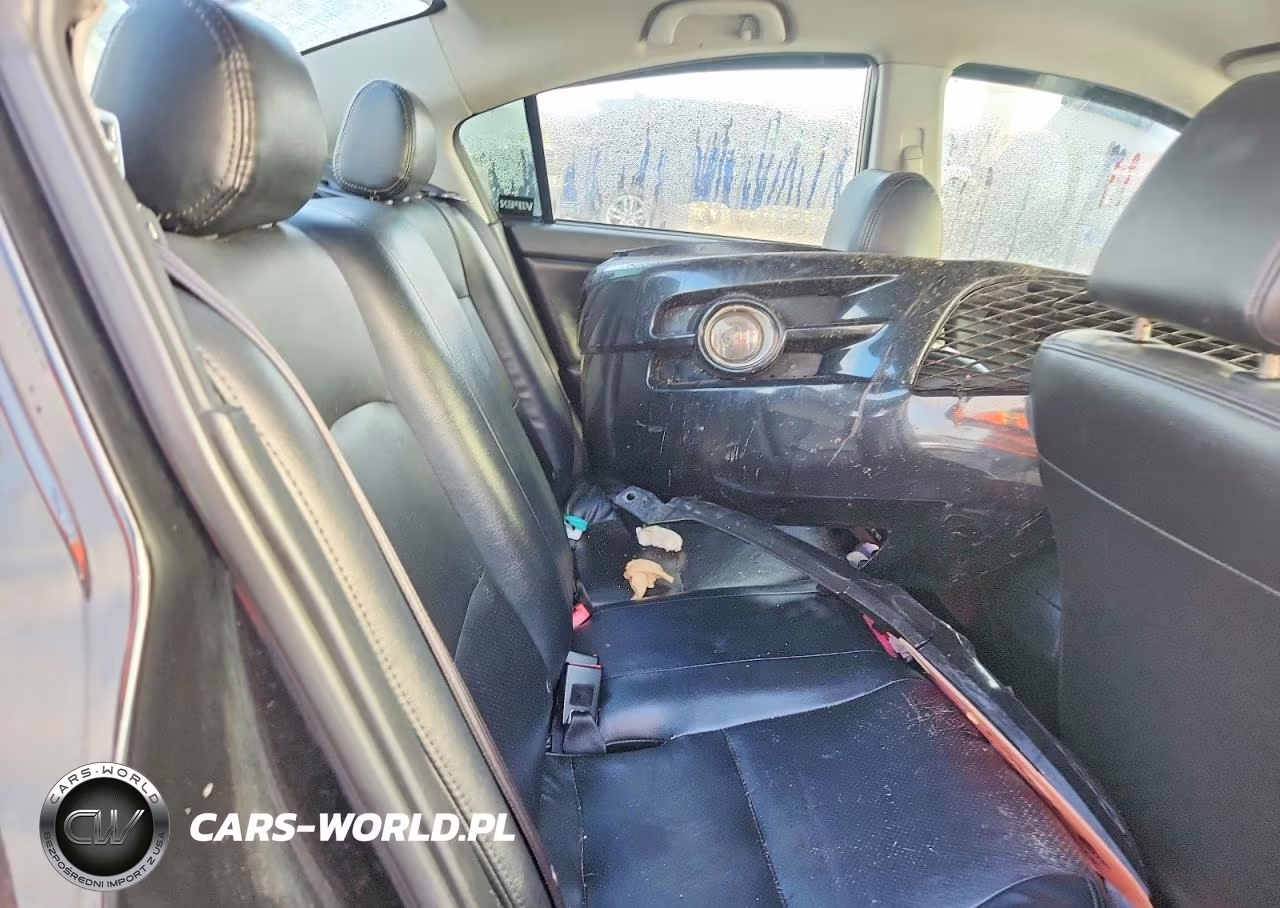 2005 Mazda 3 S VIN:JM1BK123251319918 - 10