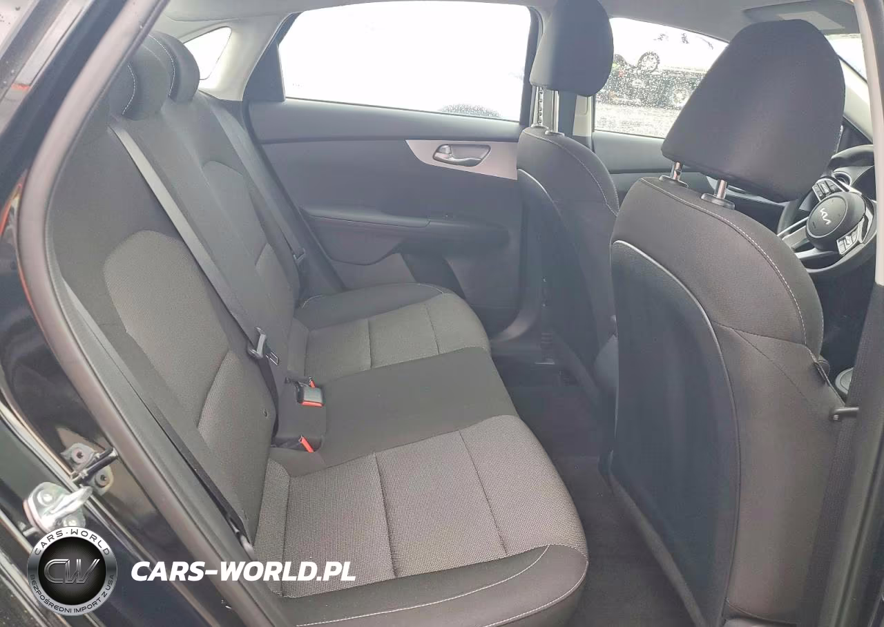 2024 Kia Forte Lx VIN:3KPF24AD2RE753272 - 10