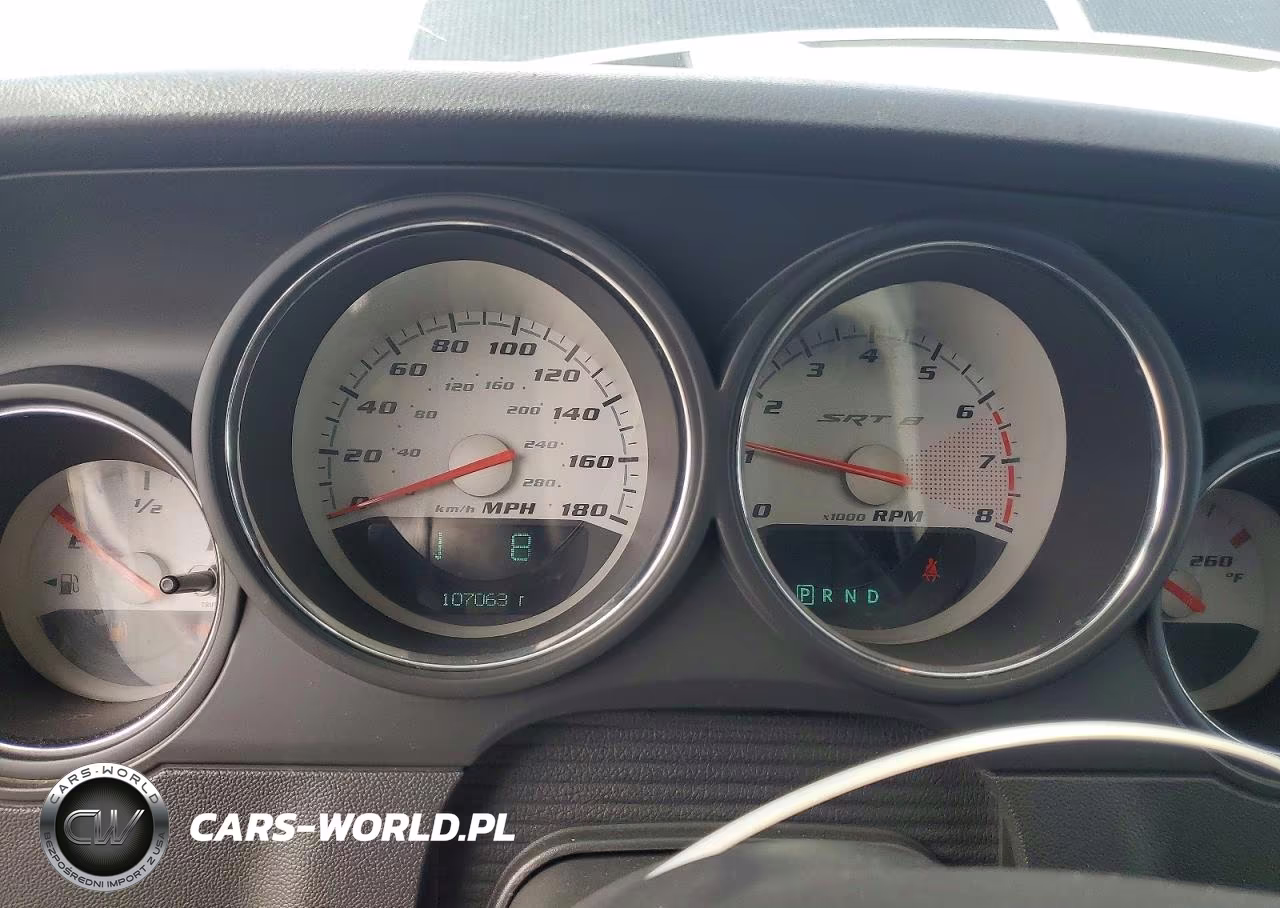 2008 Dodge Challenger Srt-8 VIN:2B3LJ74W98H312036 - 9