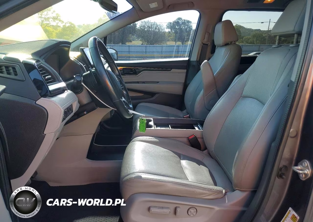 2018 Honda Odyssey Elite VIN:5FNRL6H98JB089548 - 7