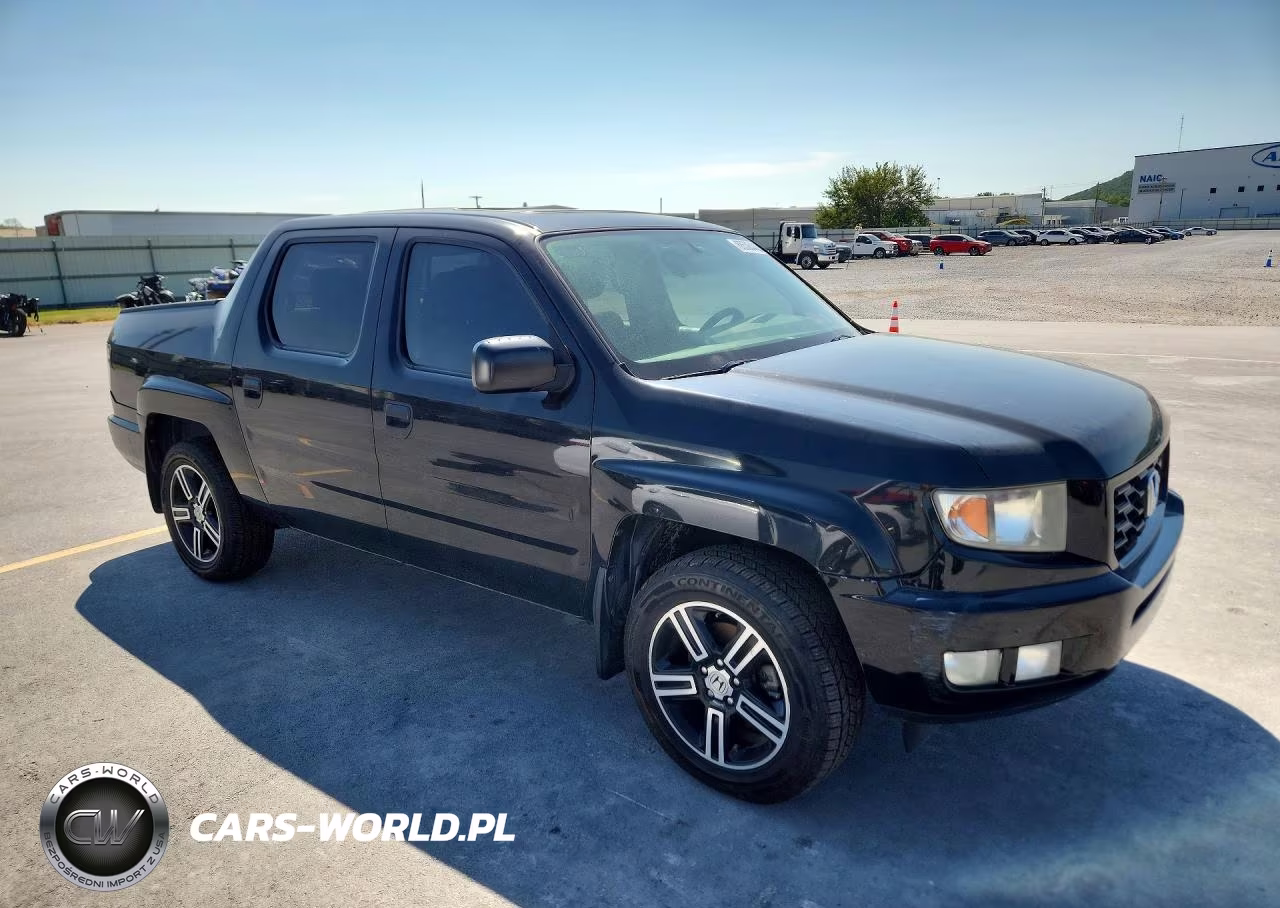 2013 Honda Ridgeline Sport VIN:5FPYK1F72DB018229 - 4
