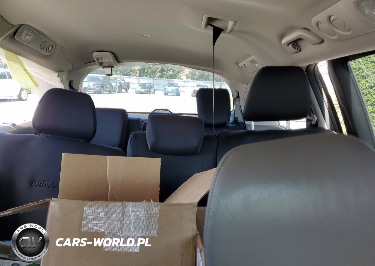 2013 Honda Odyssey Touring VIN:5FNRL5H99DB002139 - 10