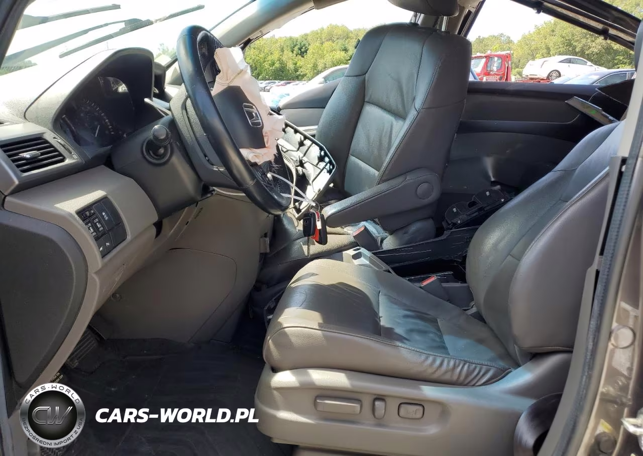 2013 Honda Odyssey Touring VIN:5FNRL5H99DB002139 - 7