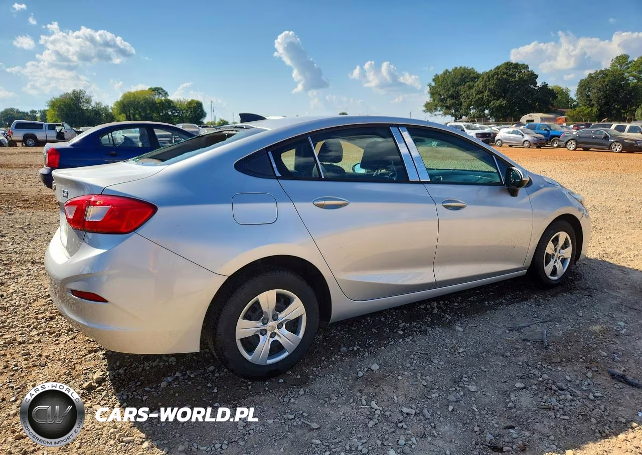 2018 Chevrolet Cruze Ls VIN:1G1BC5SM1J7166655 - 3