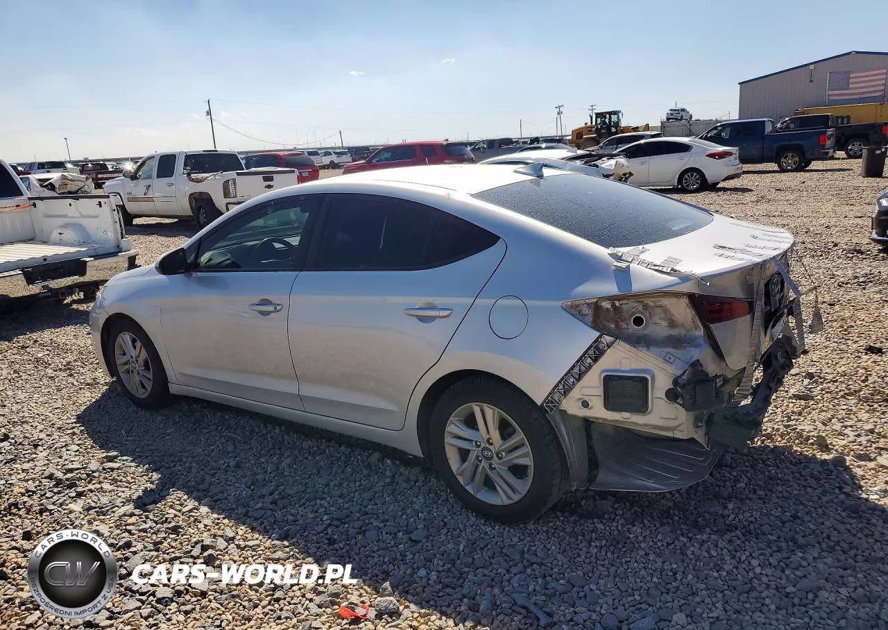 2019 Hyundai Elantra Sel VIN:5NPD84LF9KH483415 - 2