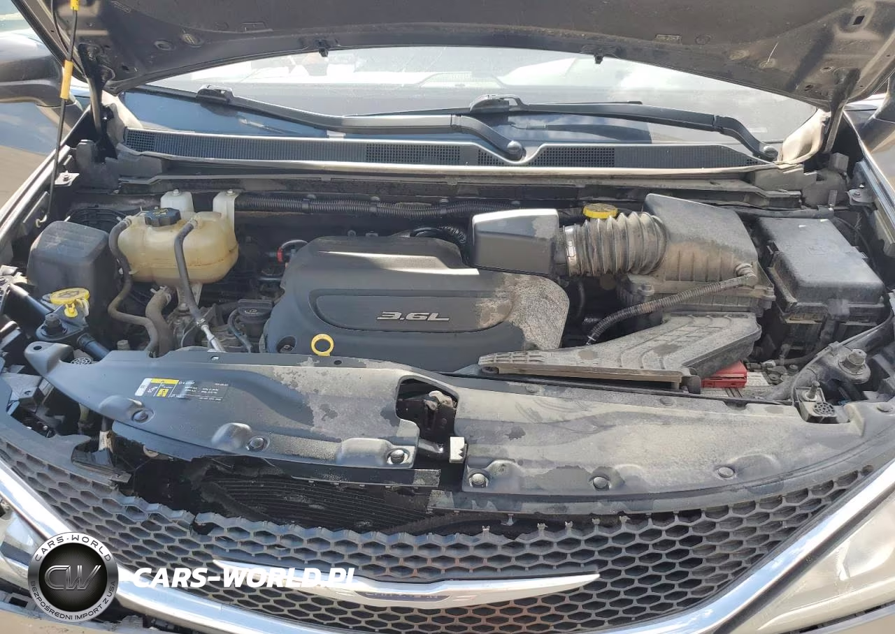 2018 Chrysler Pacifica Touring L VIN:2C4RC1BG6JR119595 - 12