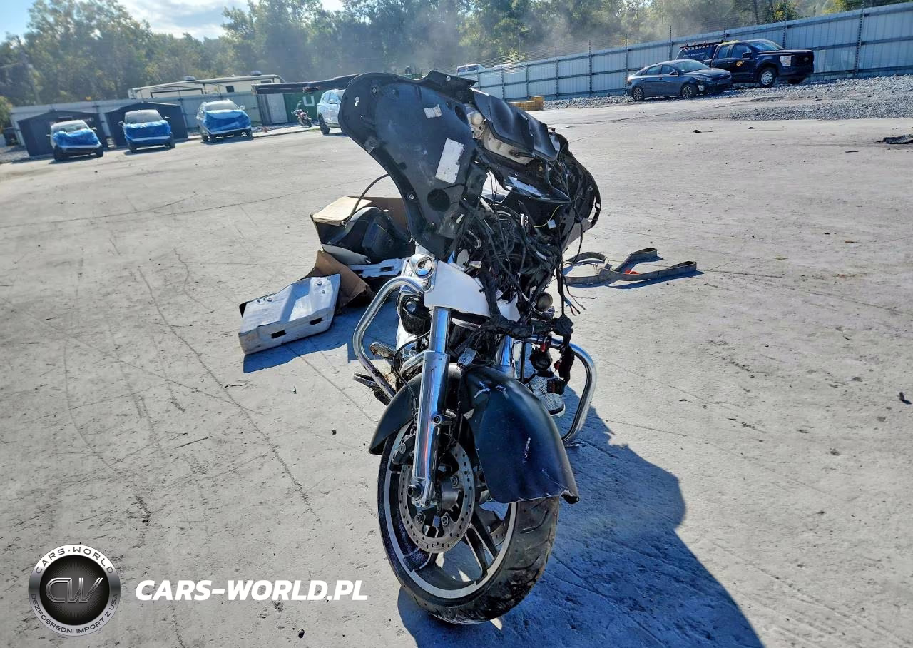 2023 Harley-Davidson Flhx VIN:1HD1KBC1XPB678816 - 2