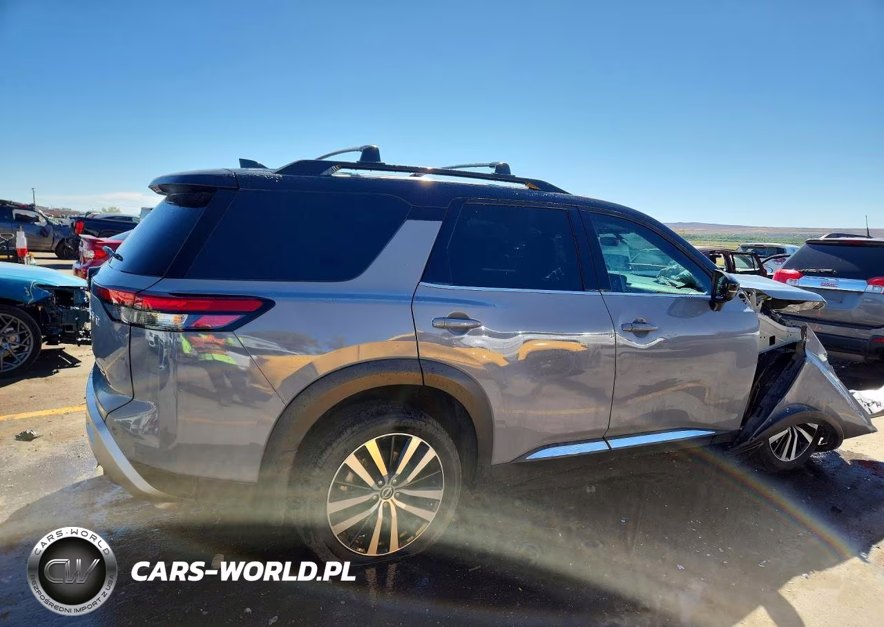 2025 Nissan Pathfinder Platinum VIN:5N1DR3DK2SC307879 - 3