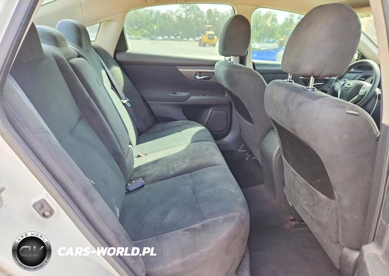 2015 Nissan Altima 2.5 S VIN:1N4AL3APXFC104775 - 10
