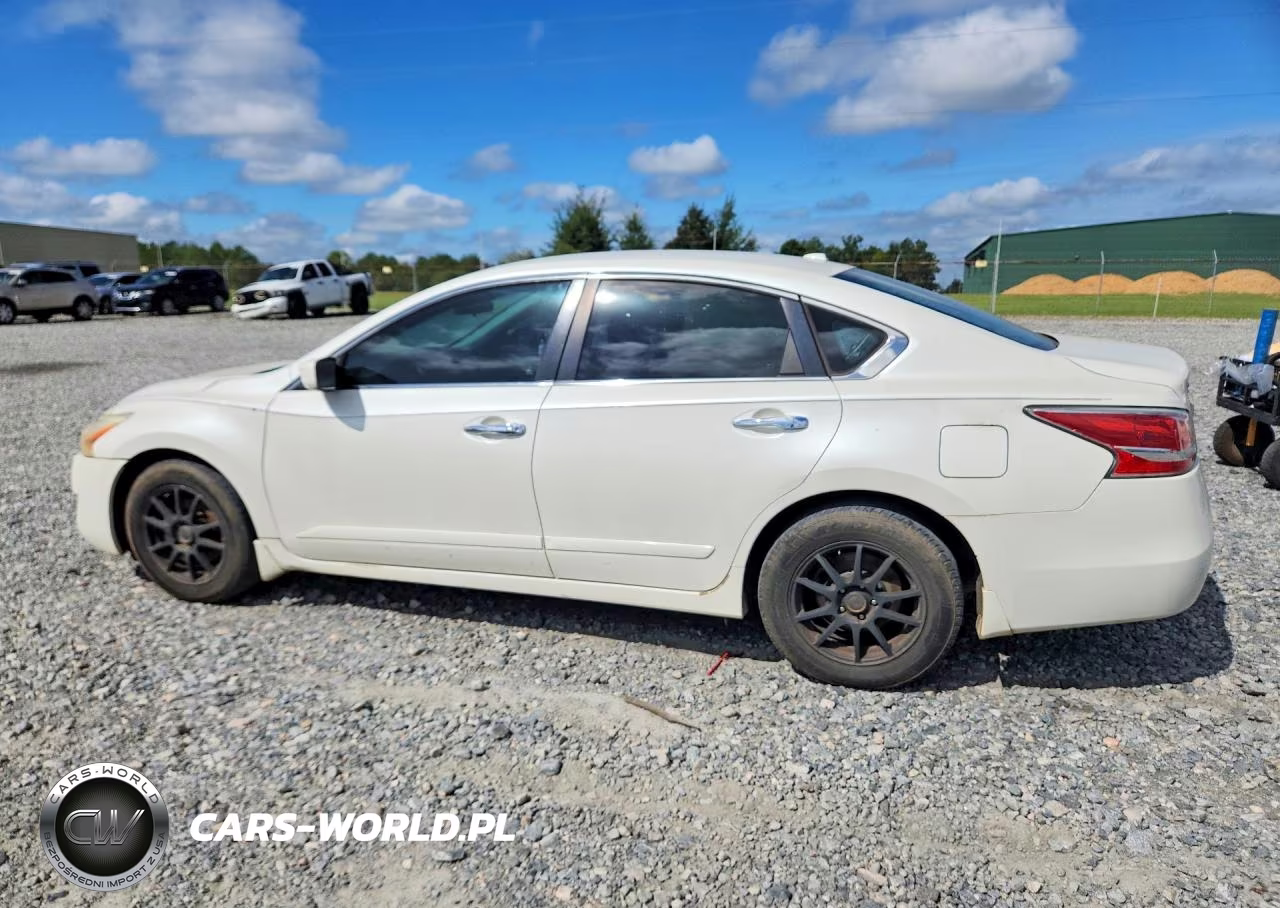 2015 Nissan Altima 2.5 S VIN:1N4AL3APXFC104775 - 2