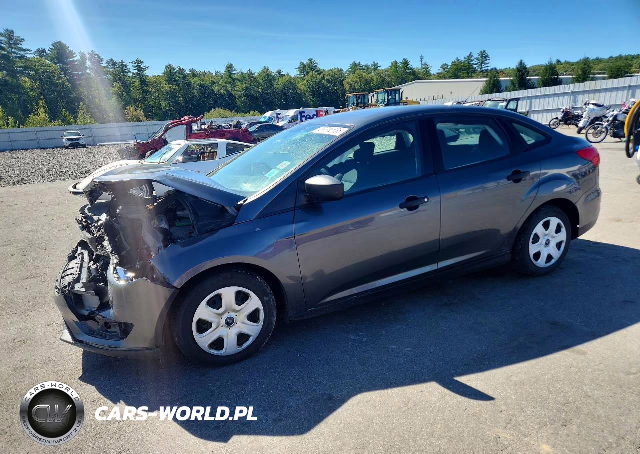 2017 Ford Focus S VIN:1FADP3E26HL326488 - 1