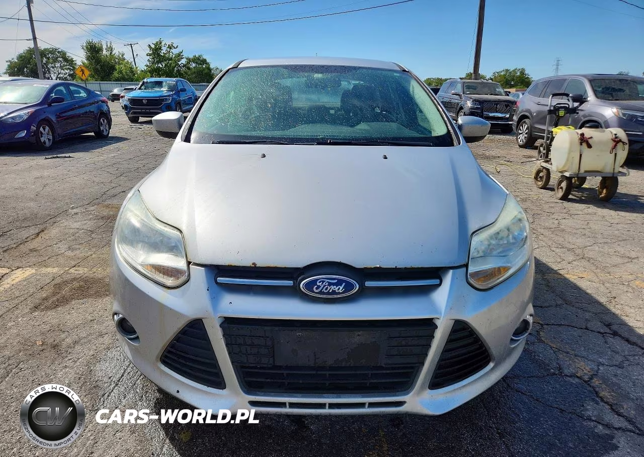2012 Ford Focus Se VIN:1FAHP3F28CL335959 - 5