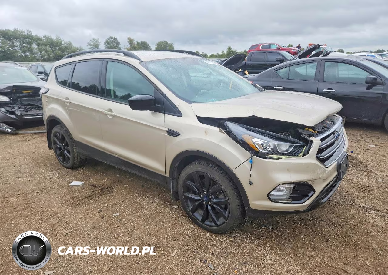 2018 Ford Escape Se VIN:1FMCU9GD9JUB44019 - 4