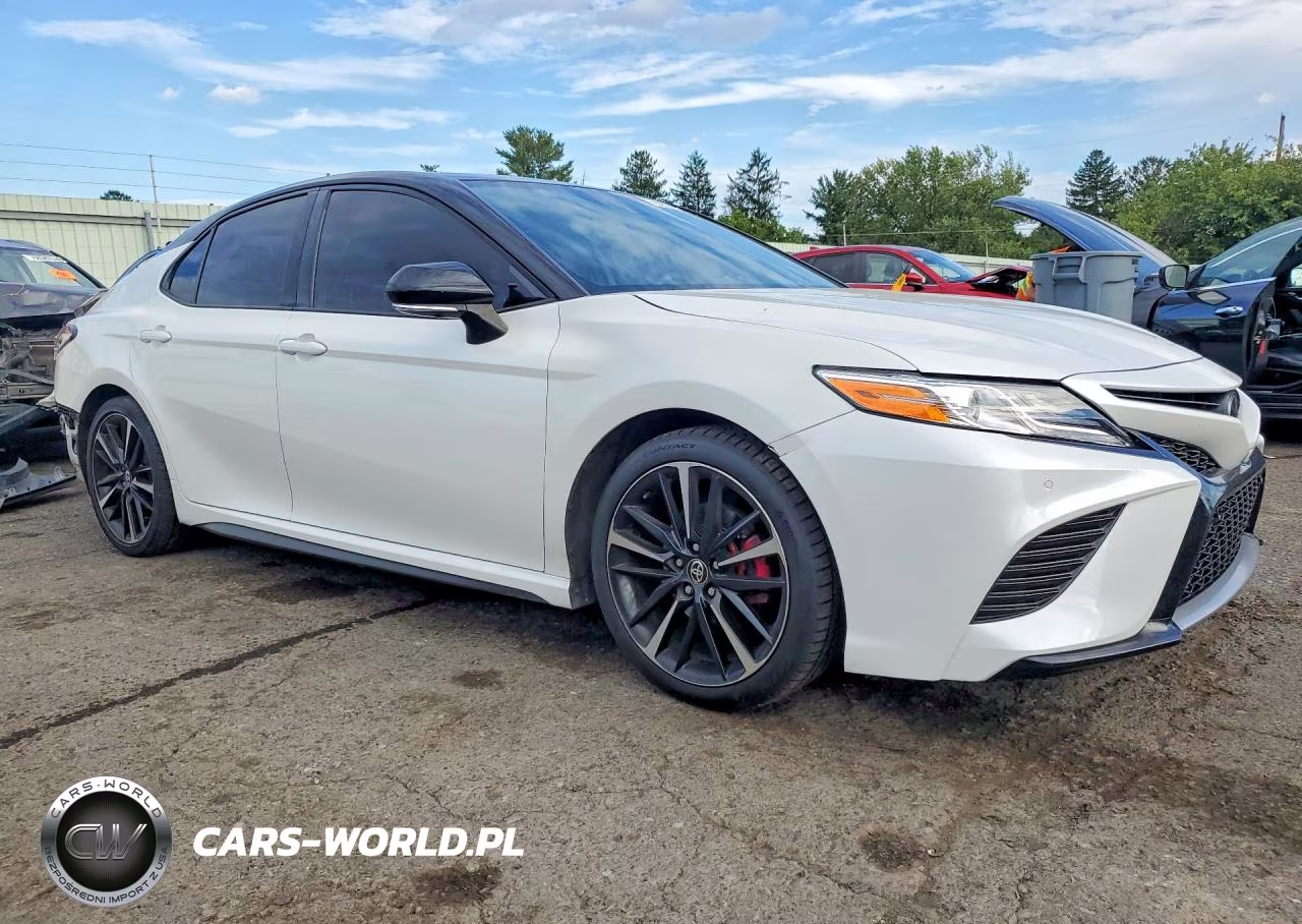 2020 Toyota Camry Xse VIN:4T1K61AK3LU374835 - 4