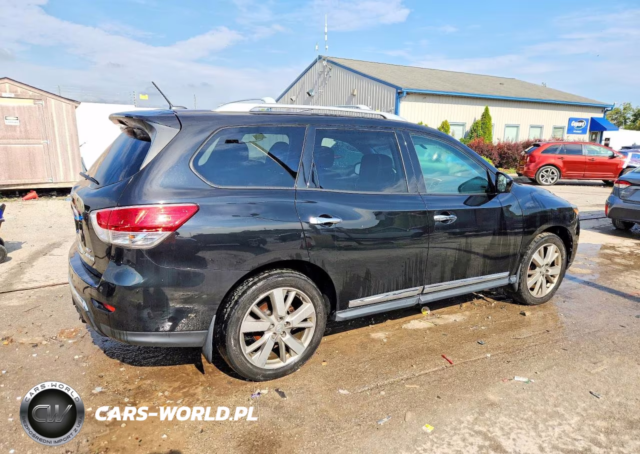 2016 Nissan Pathfinder Platinum VIN:5N1AR2MM7GC642058 - 3