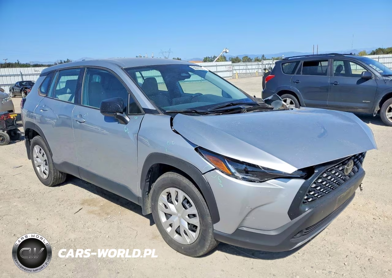 2024 Toyota Corolla Cross L VIN:7MUAAABG3RV094621 - 4